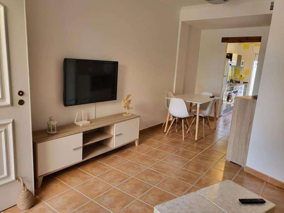 Magnifico Adosado Con Piscina Y Barbacoa Villa กัมโปอามอร์ ภายนอก รูปภาพ