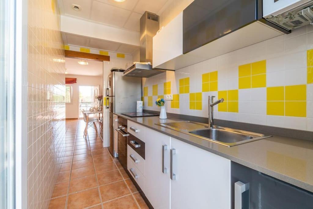 Magnifico Adosado Con Piscina Y Barbacoa Villa กัมโปอามอร์ ภายนอก รูปภาพ