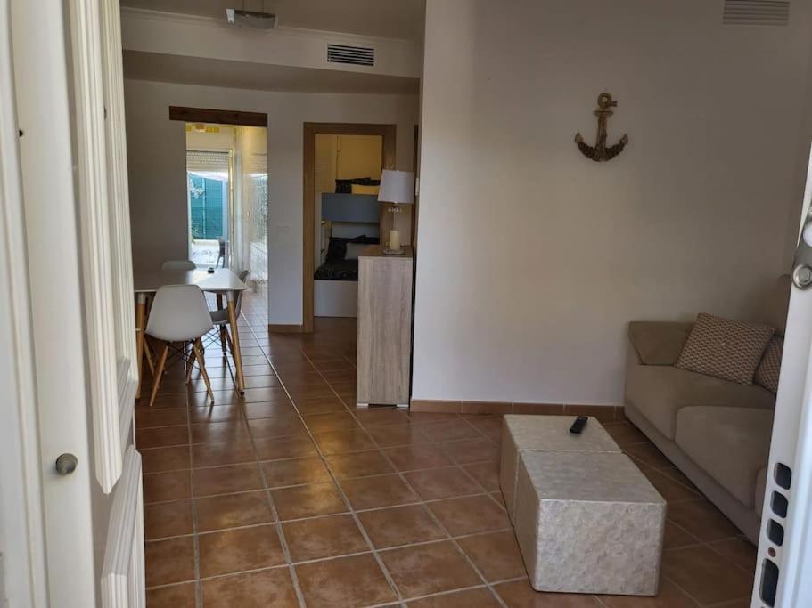 Magnifico Adosado Con Piscina Y Barbacoa Villa กัมโปอามอร์ ภายนอก รูปภาพ